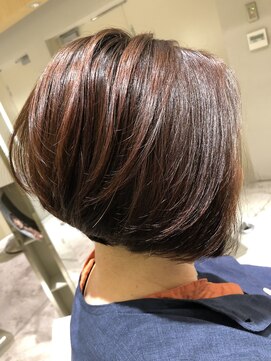 アスタ アヴェダ ASTA AVEDA 武蔵村山店 ボリュームアップ 前下がりボブ