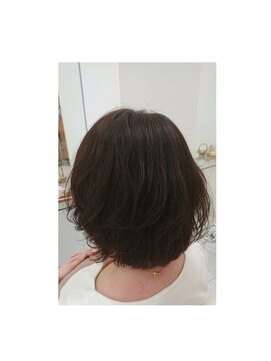 ハロースタイリスト 荒井東店(hello stylist) ふんわりカール