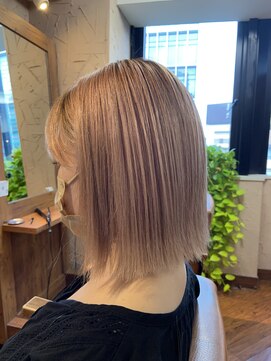 スリル ヘア アンド ネイル デザイン 恵比寿店(sulir hair and nail design) ミルクティーカラーの切りっぱなしボブ☆【恵比寿】30代40代50代