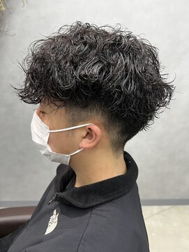 リット×ベリエ(Lit.×belier) ツーブロック/メンズマッシュ/波巻きスパイラルパーマ