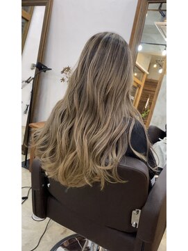 ブラント(BRUNT) 【BRUNT】ブリーチデザイン／バレイヤージュ