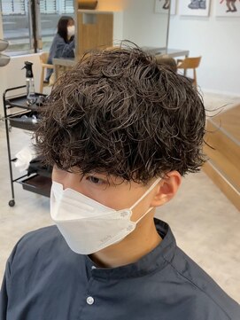 ラヴィズムバイフィフス(LUVISM by fifth) 波巻きパーマ波巻きスパイラルパーマツイストスパイラルパーマ