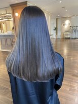 ザック ヴィ(ZACC  vie)&nbsp;レイヤーカット/セミロング/艶カラー/学割U24