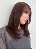 顔周りレイヤーカットくびれヘアミルクティーベージュカラー