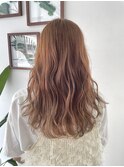 ベージュ