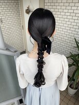 フェリーチェ(Felice)&nbsp;タイトアレンジ　タイトポニー　編み下ろし　参列ヘア
