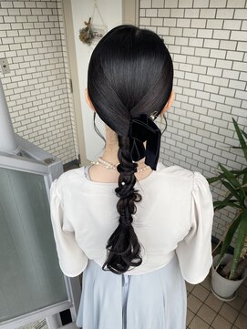 フェリーチェ(Felice) タイトアレンジ　タイトポニー　編み下ろし　参列ヘア
