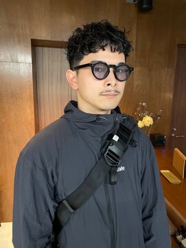 ヨロヘアー(YOLO hair) メンズショートマッシュ×ケアパーマ