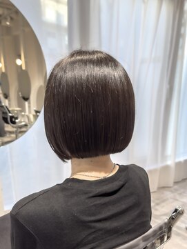 ストレータ バイ マリオ(Strata by mario) 〈宮本〉コンパクトミニボブ