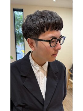 シフト(SHEEFT) ワックスなし爽やかオン眉ボリュームカットツーブロックマッシュ