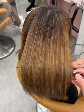 ロンド ブランシュ 錦糸町北口(Lond blanche) ブリーチ縮毛矯正　縮毛矯正　髪質改善　美髪矯正