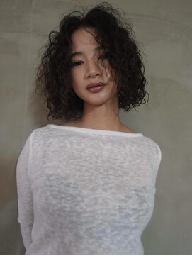 オルティ(OLTI) 《OLTI》ハードパーマ×ボブ