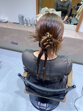 トーイ(toi.) お呼ばれヘア