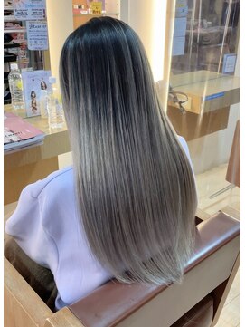 ヨハヘアガーデン(YOHA HAIR GARDEN) ◎シルバーバレイヤージュ @shoki_yoha