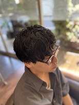 髪師 ケンジロウ(Kenjiro) フェザーショートパーマ