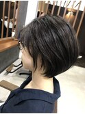 ショートボブ