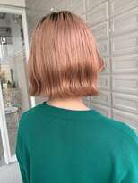 オンヌ(onnu)&nbsp;コーラルピンクベージュのボブスタイル