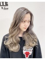 アンダーバーホワイト 西宮店(_WHITE) シルバーベージュ　デザインカラー