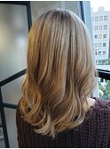 20代30代/大人かわいい/外ハネボブ/髪質改善/サンドベージュ