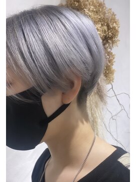 アルム(alm.) ホワイトカラー