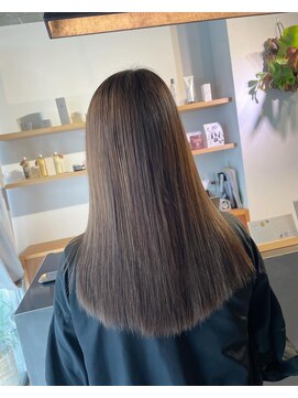 ドリップ(drip.) ストレートヘア/シアーグレージュ