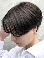 フィフス トウキョウ (fifth TOKYO)&nbsp;センターパートツイストスパイラルパーマ刈り上げツイストパーマ