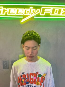 グリーディーフォックス 代々木(Greedy FOX) アップバング/ツーブロックマッシュ/束感/波巻き[シェービング]