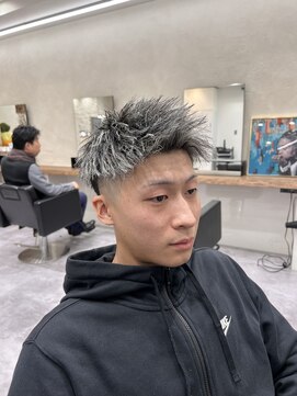 ルースト 京都駅前店(ROOST) ジェットモヒカン×ツイスト×ホワイトハイライト