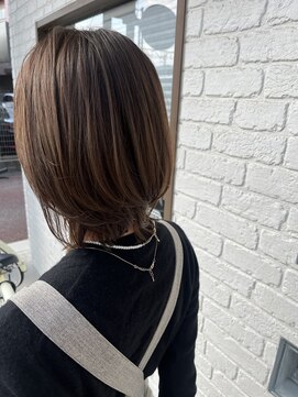 アイナ(aina) レイヤーボブ