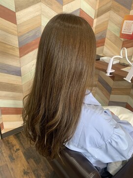 ココカラ(Kokokala) #カラー #カーキベージュ #カット #スソレイヤー