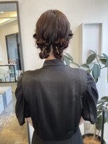 ヘアーアイスカルテット(HAIR ICI QUARTET) 20代30代大人可愛い♪お呼ばれゆるふわツイン団子アレンジ