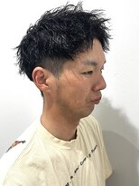 ヒュイル バイ ニアウ(Hwyl by Niau)&nbsp;メンズマッシュパーマニュアンスパーマスパイラルパーマ刈り上げ