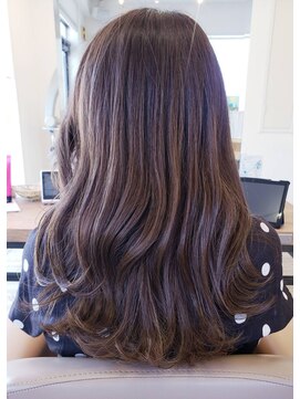 フリージュア(FREEJUA) ツヤロング30代40代ハイライト髪質改善オージュア白髪染め北上尾