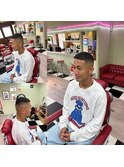 -80's American barber shop-