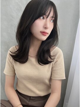 ソヨン 金山店(SOYON) 大人/小顔/レイヤーカット/シースルーバング/黒髪/ネビージュ