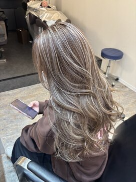 ブレンド 渋谷(BLend) 前髪ハイライトカラーこなれミディイメチェンウェーブパーマ