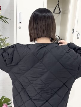 シーン(scene) 地毛風straight×cut×treatment