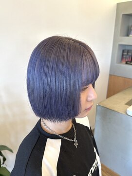 トラ バイ プティパ(Tora by petit pas) 切りっぱなしボブ×ブルーパープルカラー