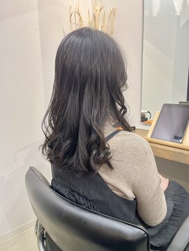 ヌーク(nuuk) #髪質改善#ヘッドスパ#縮毛矯正#インナーカラー#ハイライト#前髪