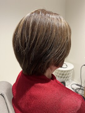 エム 門司店(EMU) 白髪ぼかしショート