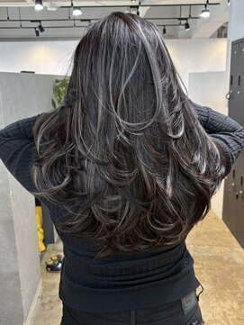 メリー オオサカ(Merly Osaka) dark highlight × layer cut