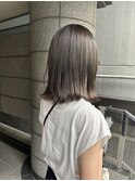 アッシュベージュ