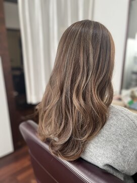 オリーブアッシュ