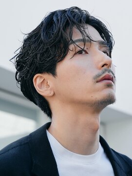 バイフィフス 原宿/表参道(by fifth) シャドウパーマルーズパーマセンターパート大人メンズヘア