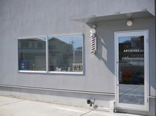 アーカイブス(ARCHIVES)の雰囲気（サインポールが目印◎）