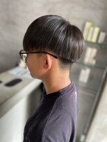 デコボコ アート(凸凹 art)&nbsp;刈り上げマッシュスタイル