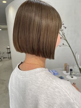 シゲ(SHIGE)の写真/隠すだけじゃない、グレイカラーもあなたの色味に◎自然になじむナチュラルなカラーで毎日が楽しくなる♪