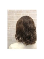 ビーダッシュアヴェダ(B dash AVEDA) ウェービーボブ