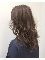 ベラヘアー(Bella Hair)&nbsp;ゆるウェーブ×ナチュラルハイライト