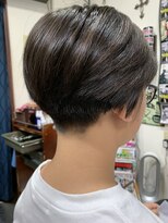 ちどり&nbsp;前下がりボブ刈り上げ